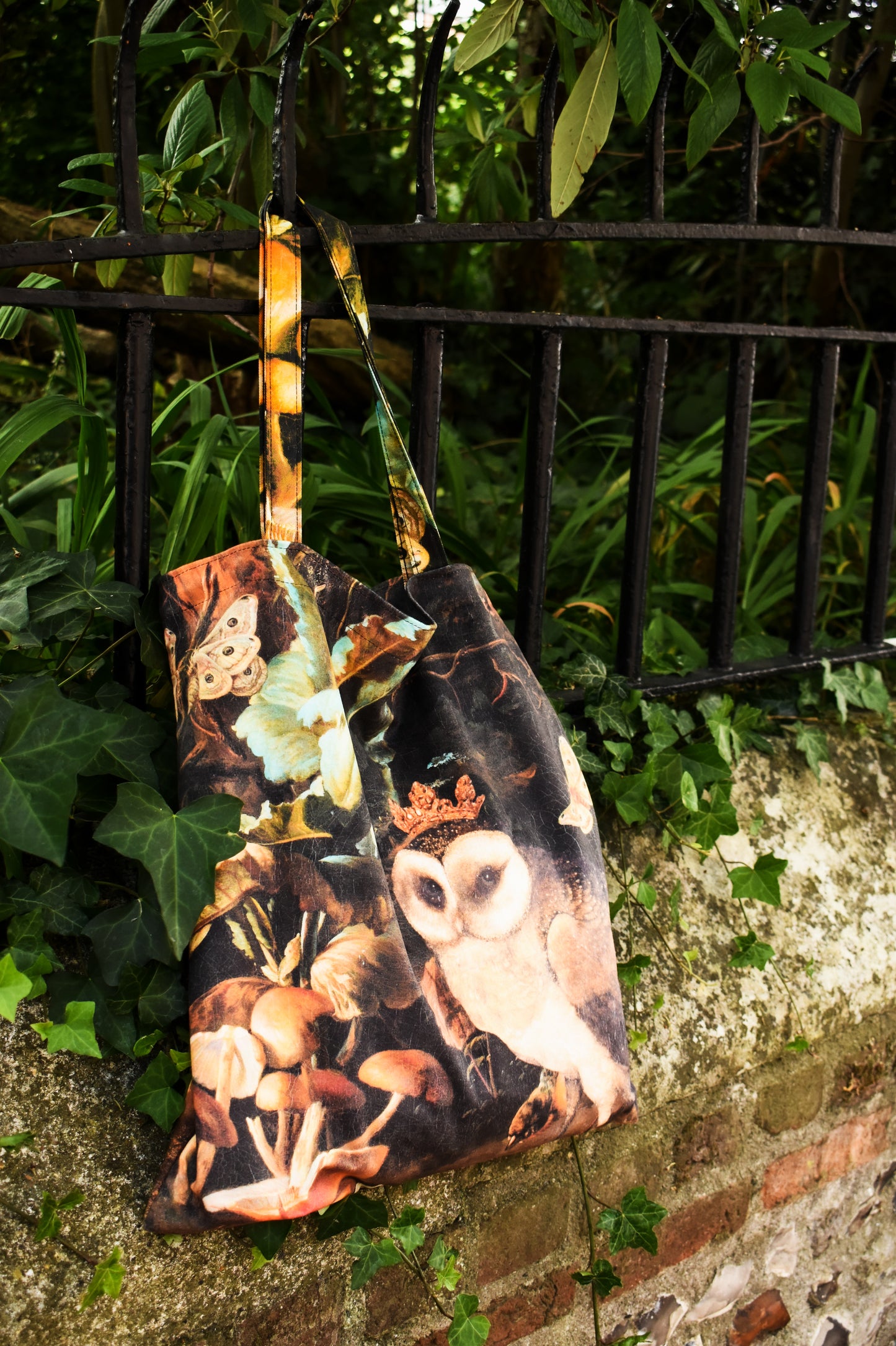 King of the Woods - Velvet Classical Tote