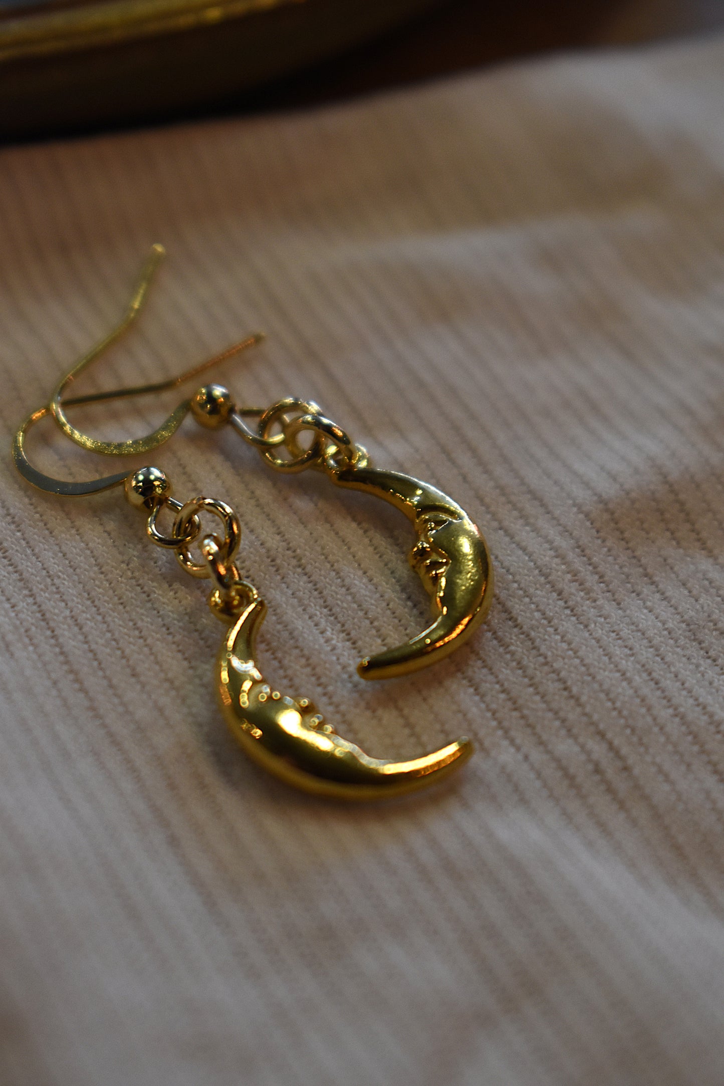 Moonfall Earrings ~ Gold