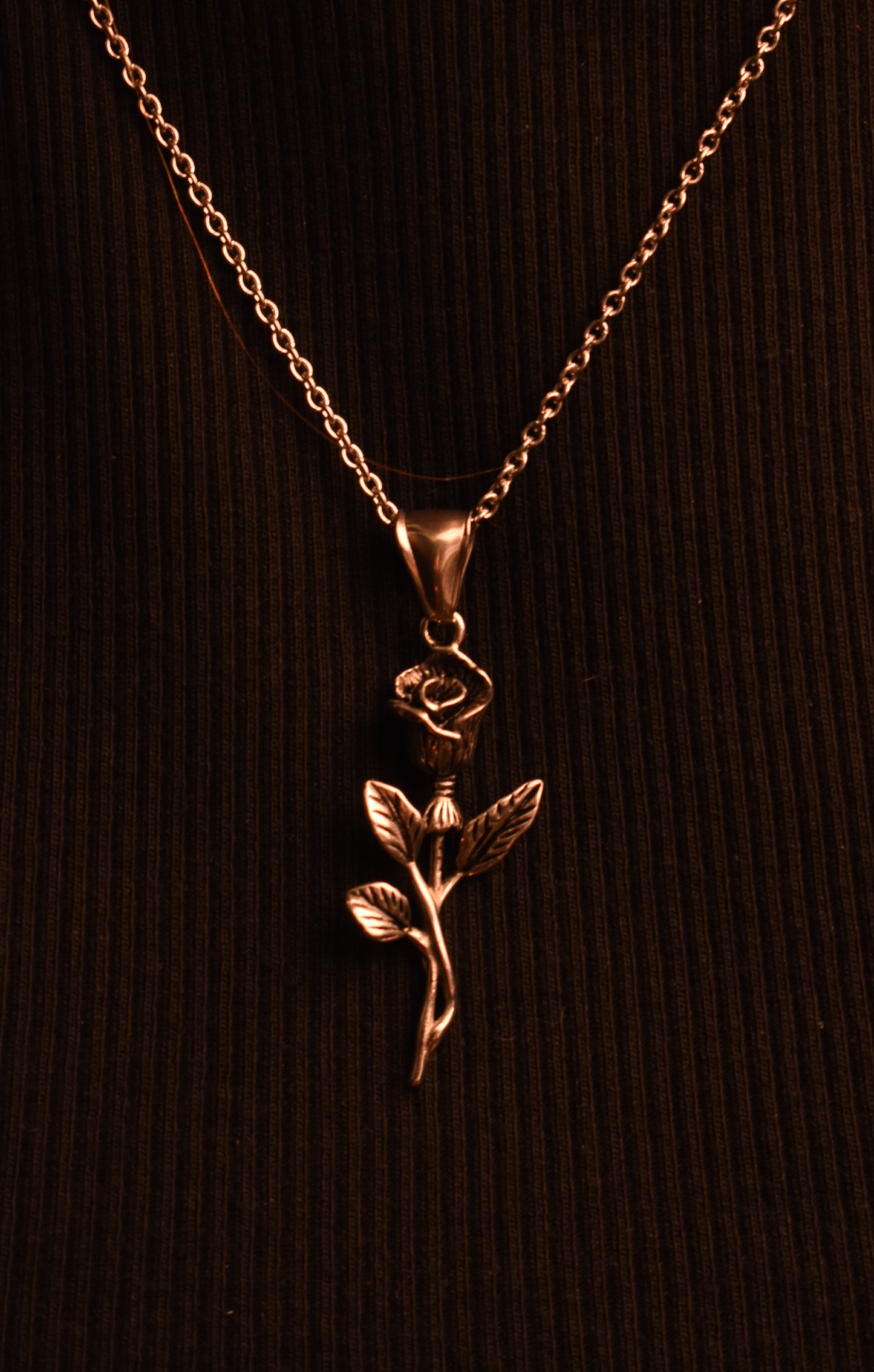 Evermore Rose Necklace - Forbidden Love