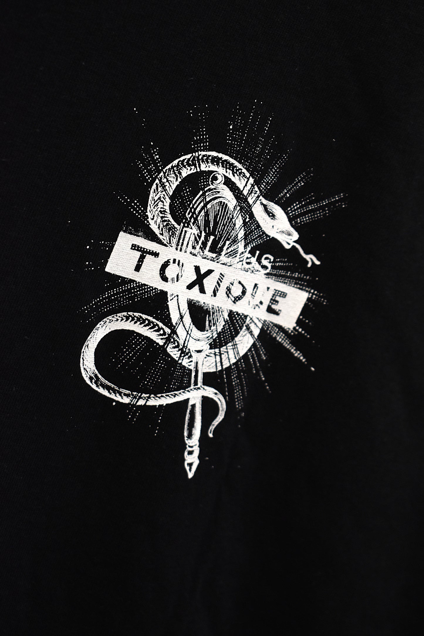 Toxique - Limited Edition T-Shirt